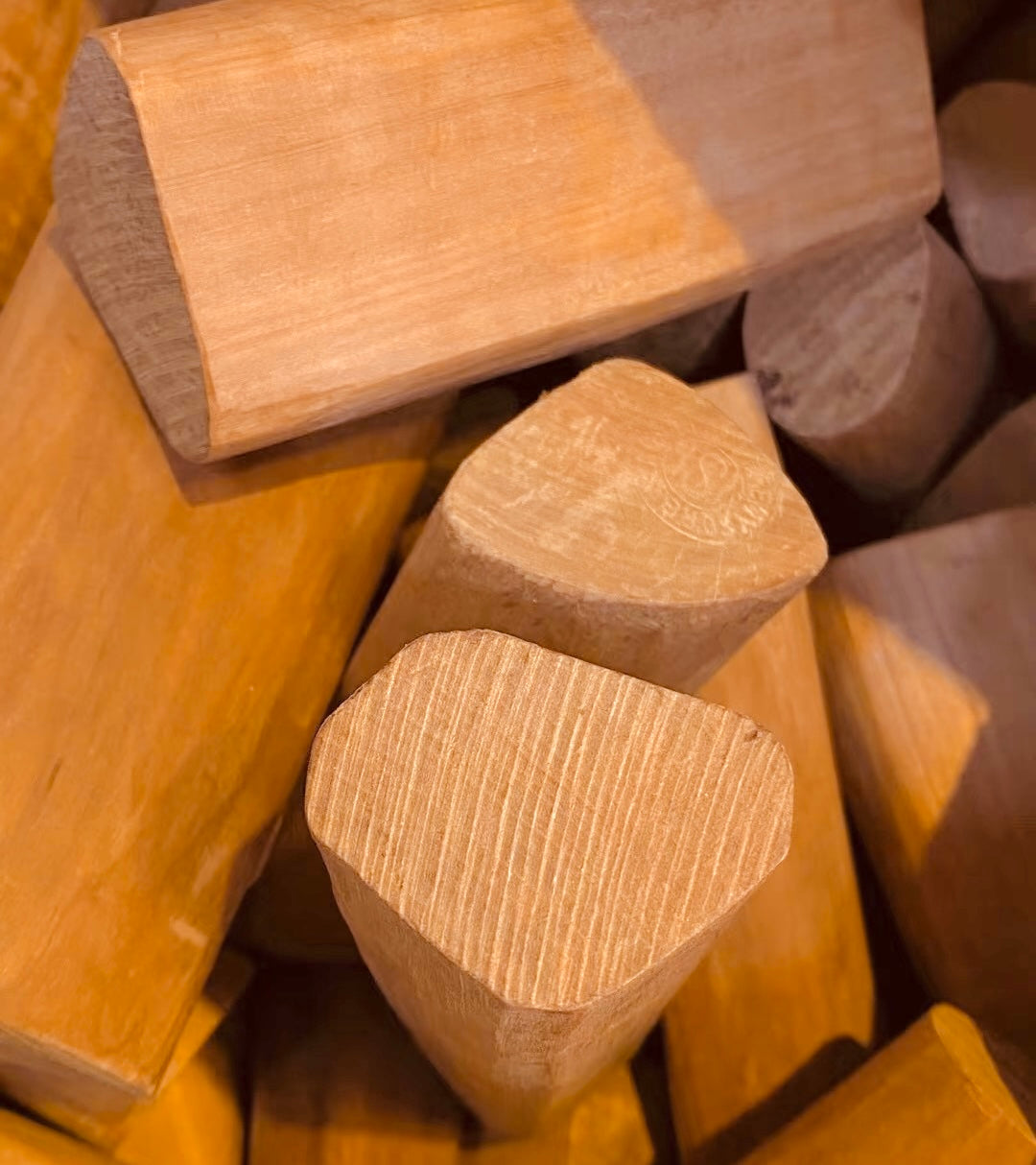 What Is the Best Incense? How to Tell If Yours Actually Deserves the Title